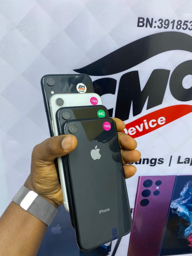 iPhone XR 64gb